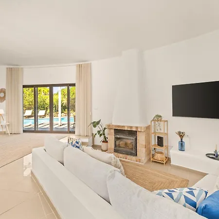 4-bedroom Private Pool فيلة